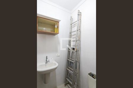 Casa à venda com 202m², 3 quartos e 4 vagasBanheiro de serviço