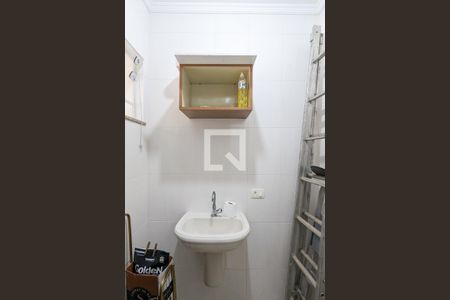 Casa à venda com 202m², 3 quartos e 4 vagasBanheiro de serviço