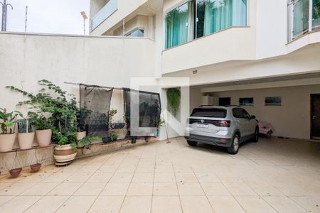 Casa à venda com 202m², 3 quartos e 4 vagasGaragem