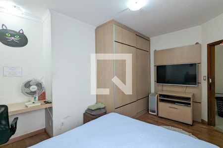 Casa à venda com 202m², 3 quartos e 4 vagasQuarto da suíte 2