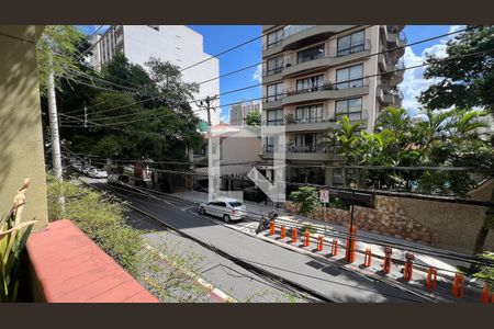 Vista da sacada de apartamento à venda com 2 quartos, 100m² em Pinheiros, São Paulo