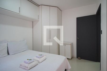 Quarto de apartamento à venda com 1 quarto, 48m² em Auxiliadora, Porto Alegre