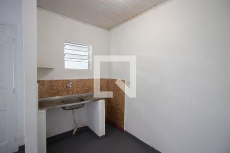 Sala/Cozinha de casa para alugar com 2 quartos, 80m² em Vila Curuçá, São Paulo