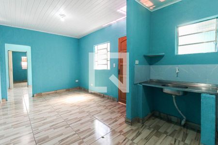 Sala - Cozinha de casa para alugar com 2 quartos, 80m² em Vila Curuçá, São Paulo