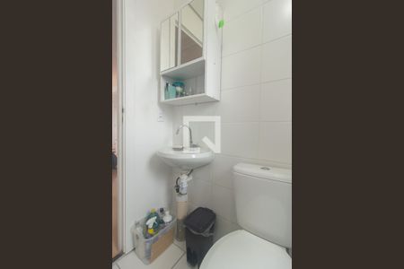 Apartamento para alugar com 50m², 2 quartos e sem vaga Apartamento para alugar com 50m², 2 quartos e sem vagaBanheiro