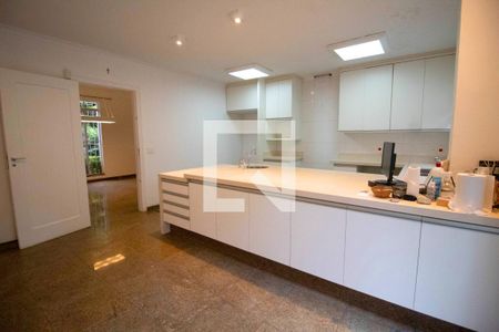 Casa à venda com 440m², 7 quartos e 3 vagasLavabo