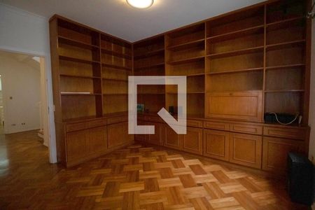 Casa à venda com 440m², 7 quartos e 3 vagasEscritório