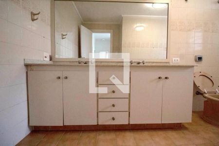 Casa à venda com 440m², 7 quartos e 3 vagasBanheiro 1