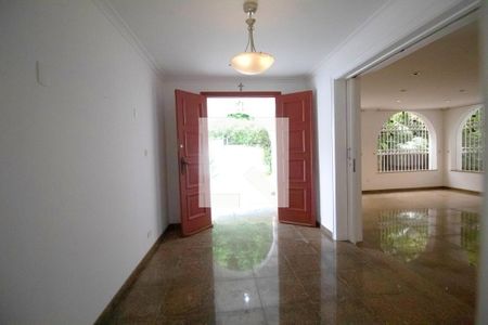 Casa à venda com 440m², 7 quartos e 3 vagasHall de entrada