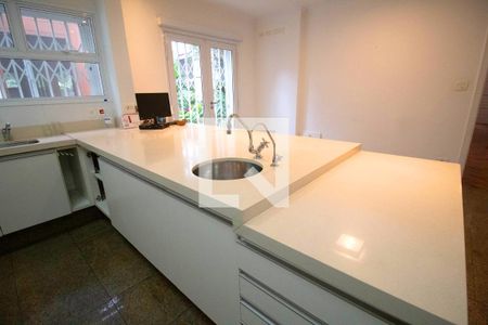 Casa à venda com 440m², 7 quartos e 3 vagasLavabo