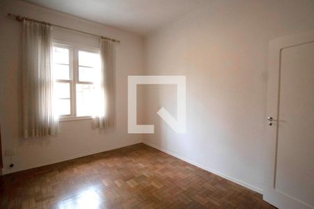 Casa à venda com 440m², 7 quartos e 3 vagasSuíte 2