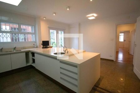 Casa à venda com 440m², 7 quartos e 3 vagasLavabo