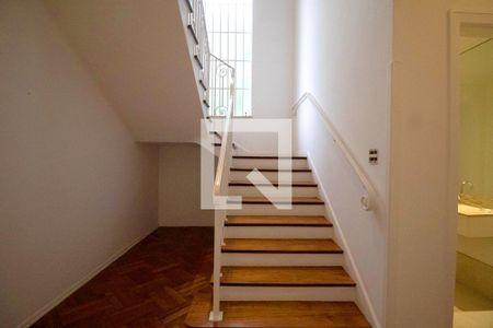 Casa à venda com 440m², 7 quartos e 3 vagasSala