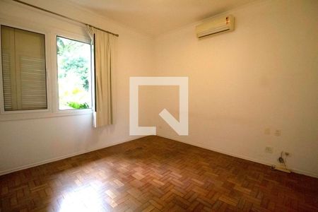 Casa à venda com 440m², 7 quartos e 3 vagasSuíte 1