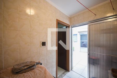 Casa à venda com 270m², 3 quartos e 1 vagaÁrea de Serviço