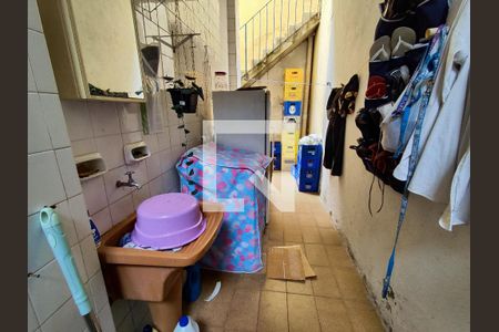 Casa à venda com 350m², 4 quartos e 2 vagasÁrea de Serviço