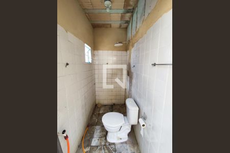 Casa à venda com 350m², 4 quartos e 2 vagasBanheiro piscina 
