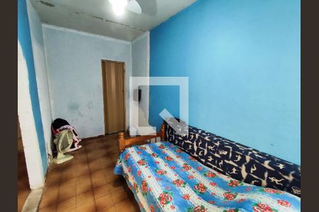 Casa à venda com 350m², 4 quartos e 2 vagasSuíte 