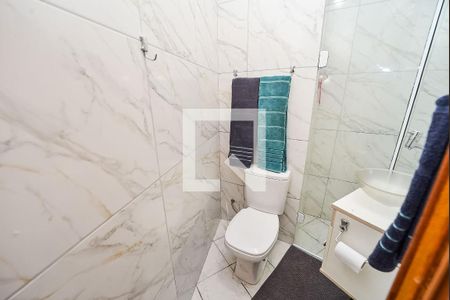 Banheiro da Suíte de casa à venda com 3 quartos, 100m² em Sarandi, Porto Alegre