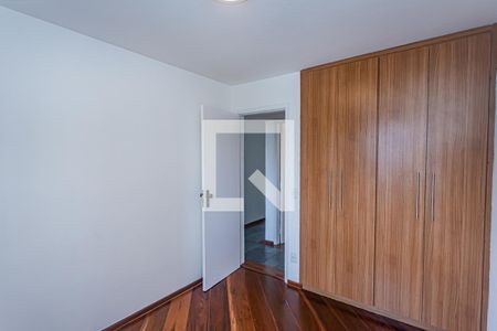 Apartamento à venda com 68m², 3 quartos e 1 vagaQuarto 2