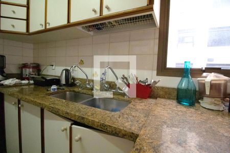 Apartamento à venda com 160m², 3 quartos e 3 vagasCozinha