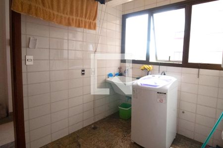 Apartamento à venda com 160m², 3 quartos e 3 vagasÁrea de serviço