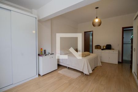 Apartamento à venda com 180m², 3 quartos e 2 vagas Apartamento à venda com 180m², 3 quartos e 2 vagasQuarto 3 - Suíte