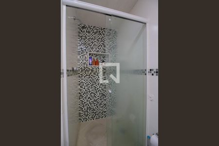 Apartamento à venda com 180m², 3 quartos e 2 vagas Apartamento à venda com 180m², 3 quartos e 2 vagasBanheiro 2