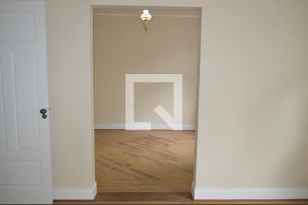 Sala de casa à venda com 7 quartos, 250m² em Cambuci, São Paulo