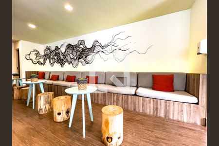 Apartamento para alugar com 29m², 1 quarto e 1 vaga Apartamento para alugar com 29m², 1 quarto e 1 vagaÁrea comum - Salao de festas