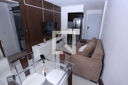 Sala de apartamento para alugar com 2 quartos, 50m² em Qi 24, Brasília