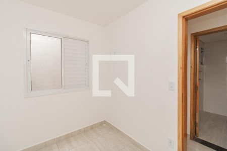 Quarto 2 de apartamento para alugar com 2 quartos, 37m² em Jardim Popular, São Paulo