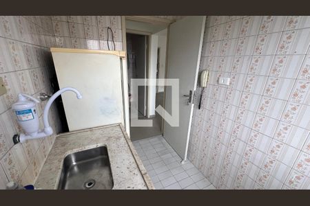 Cozinha de kitnet/studio para alugar com 1 quarto, 28m² em Cerqueira César, São Paulo