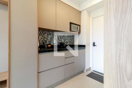 Cozinha  de kitnet/studio para alugar com 0 quarto, 28m² em Brooklin Paulista, São Paulo