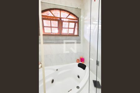 Casa à venda com 170m², 3 quartos e 3 vagasBanheiro Social