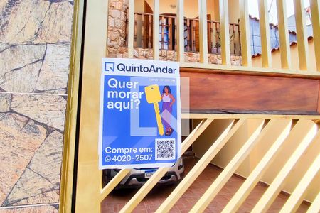 Casa à venda com 170m², 3 quartos e 3 vagasPlaquinha