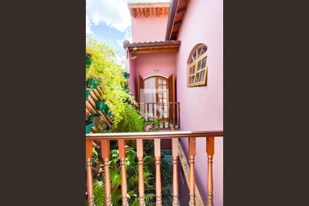 Casa à venda com 170m², 3 quartos e 3 vagasVaranda do Quarto 2