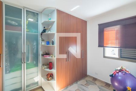 Apartamento à venda com 70m², 3 quartos e 2 vagasQuarto 2 Closet