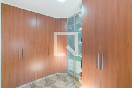 Apartamento à venda com 70m², 3 quartos e 2 vagasQuarto 2 Closet