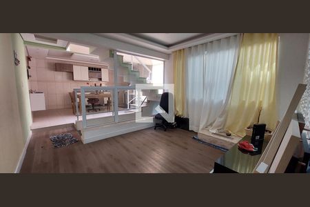 Sala de casa à venda com 3 quartos, 220m² em Jardim Stetel, Santo André
