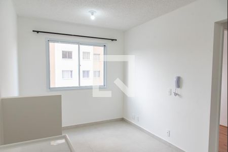 Sala/cozinha de apartamento para alugar com 2 quartos, 33m² em Cambuci, São Paulo