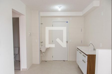Sala/cozinha de apartamento para alugar com 2 quartos, 33m² em Cambuci, São Paulo