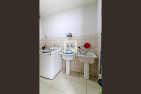 Casa à venda com 280m², 3 quartos e 3 vagasÁrea de Serviço