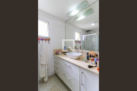 Casa à venda com 280m², 3 quartos e 3 vagasBanheiro da Suíte 1