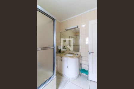 Casa à venda com 280m², 3 quartos e 3 vagasBanheiro Corredor