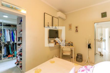 Casa à venda com 280m², 3 quartos e 3 vagasSuíte 1