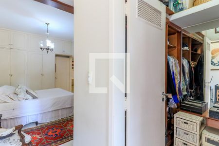 Casa à venda com 280m², 3 quartos e 3 vagasCloset da suíte 2