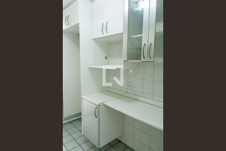 Apartamento para alugar com 74m², 2 quartos e 1 vagaCozinha