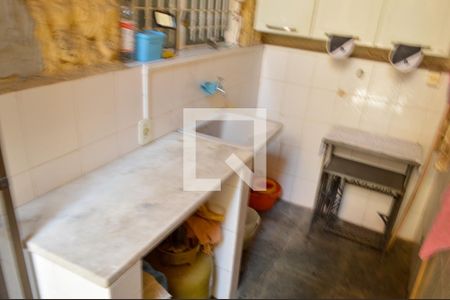 Casa de condomínio à venda com 100m², 3 quartos e 1 vagaÁrea de Serviço