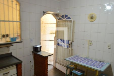 Casa de condomínio à venda com 100m², 3 quartos e 1 vagaCozinha